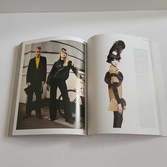 100 Contemporary Fashion Designers by Terry Jones (2013, Trade Paperback) - Used - Picture 8 of 13